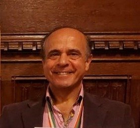 Dr. Konstantin Pavlidis